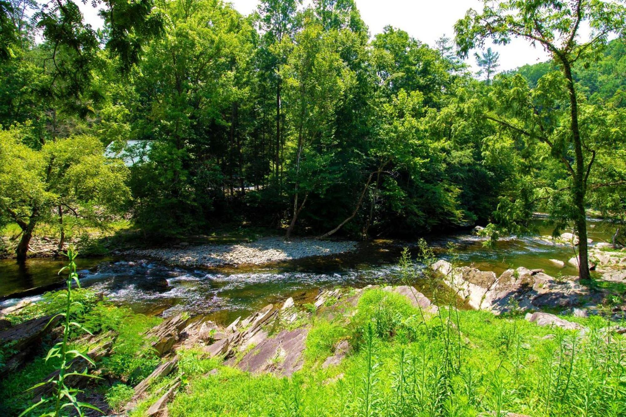 Smoky Waters Chalet Sevierville Exterior photo
